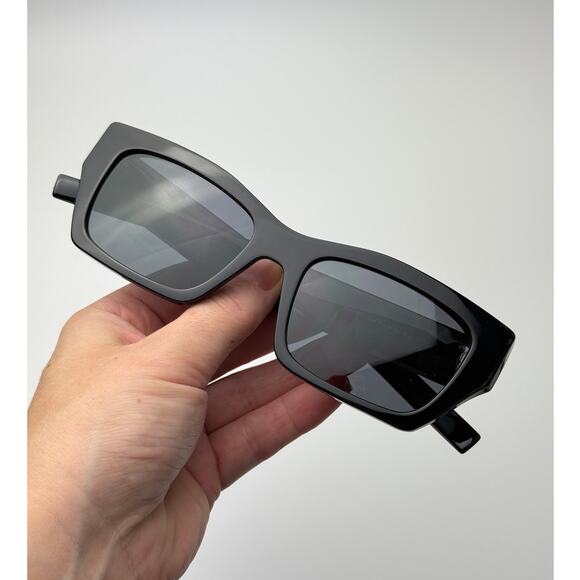 BRAND NEW Givenchy Sunglasses GV40077I 01A Shiny Black and Studs/Grey Women main image 4